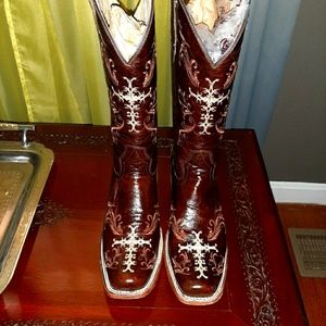 Cowboy boots